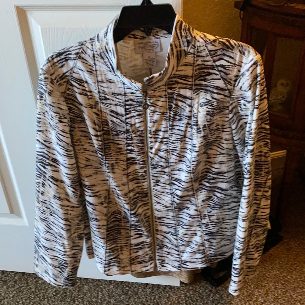 Lightweight jacket